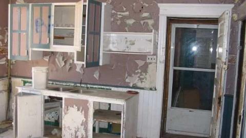 Big Red Brick photo 4