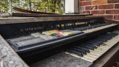 April 2015 - Sideroad-Sanity10.jpg