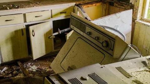 July 30th, 2014 - Sarnia-Rd-House,-Private-Drive17.jpg