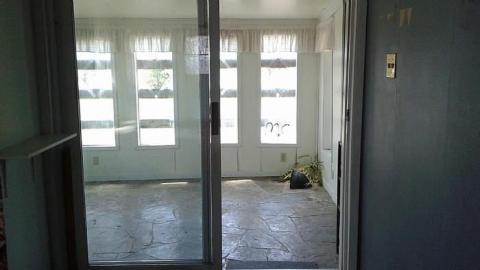 Waterfront  - Long-forgotten-beauty107.jpg