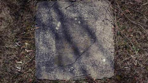 Pioneer Memorial Tower - Pioneer-Tower-Graveyard5.jpg