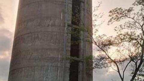 May 2015: tons of graffiti :( - Huttonville-Farm-Ruins14.jpg