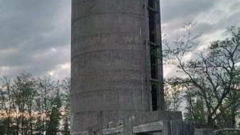 May 2015: tons of graffiti :( - Huttonville-Farm-Ruins18.jpg