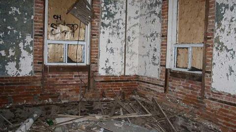 05/14/15 - 407 house. - IMG_4045.jpg