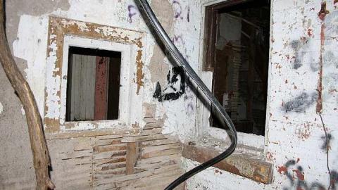 05/14/15 - 407 house. - IMG_4069.jpg