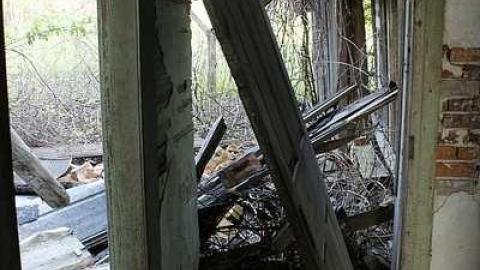 Crumbling Farm House - _MG_4999.jpg