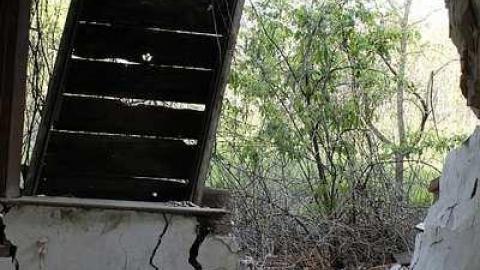 Crumbling Farm House - _MG_4976.jpg
