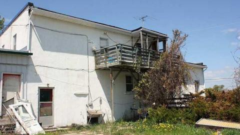 May 2015 - Sunshine-Cafe14.jpg