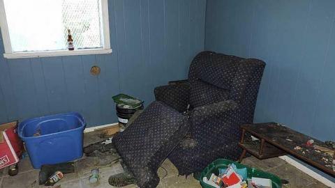 Dead End - Dead-End-Farm17.jpg