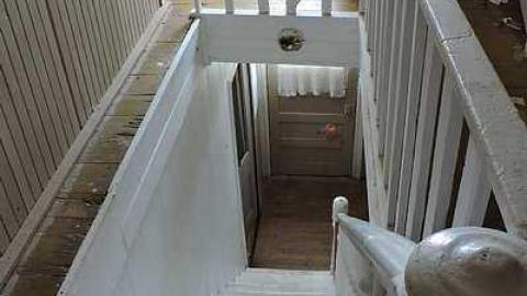 Dead End - Dead-End-Farm22.jpg