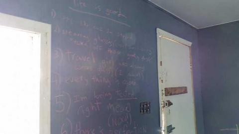 Dead End - Dead-End-Farm4.jpg