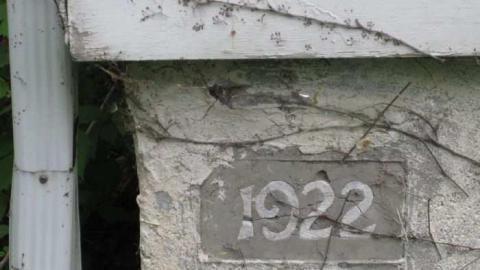 Neighbour 1 - Niagara Falls 300.jpg