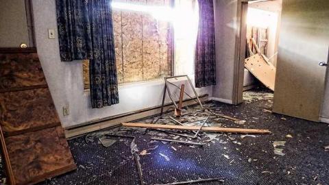 Amused but Abandoned - Wet-And-Wild-Waterpark122.jpg