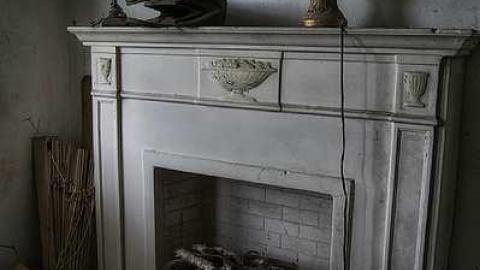 May 2015 - Mother-Marys-Messy-Mansion43.jpg