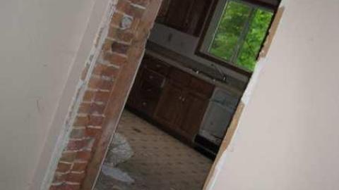 Neighbour 2 - Niagara Falls 313.jpg