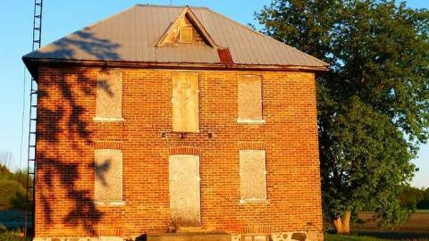 May 2015 - To-Be-Or-Not-To-Be10.jpg