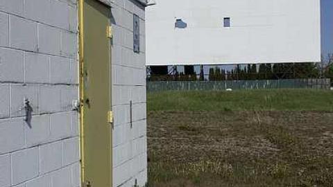 May 2015 - Elmvale-Drive-In12.jpg