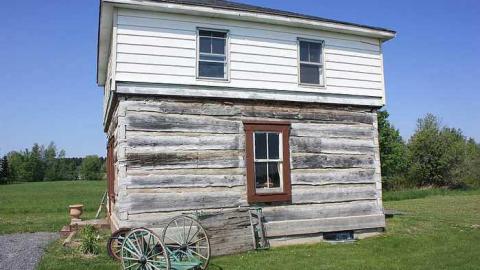 May 2015 - Gagnon-(Ghost-Town)3.jpg