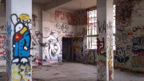 Summer 2013  - Linseed-Factory210.jpg