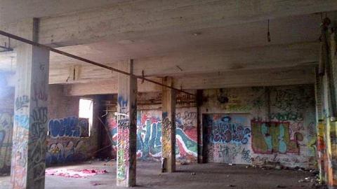 Summer 2013  - Linseed-Factory187.jpg