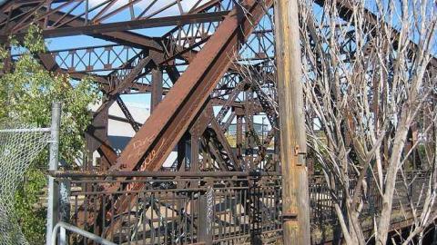 Don River Bridge photo 4