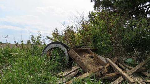 Crumbled Farm  - 20150524142435.jpg