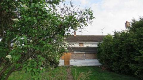 Photo from Lilac Beauty 