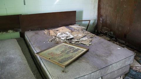 Gateway to Decline - Fort Erie, Ontario