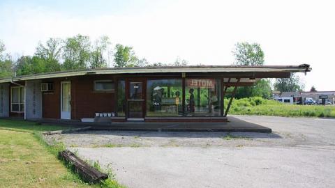 Watch for holes - IMG_9922.jpg