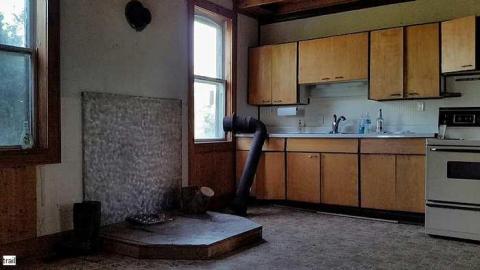 Drinks Are On The House - 2015-05-31 23.42.49.jpg