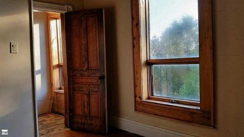 Drinks Are On The House - 2015-06-01 00.01.27.jpg