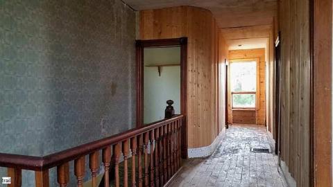 Drinks Are On The House - 2015-06-01 00.06.37.jpg