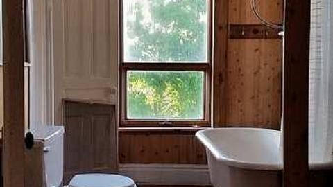 Drinks Are On The House - 2015-06-01 00.13.23.jpg