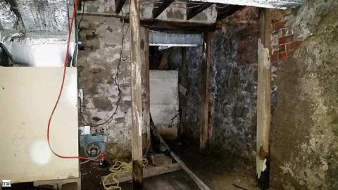 Drinks Are On The House - 2015-06-01 00.25.59.jpg