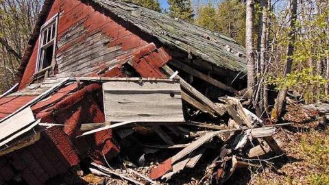 Photo from Red Insulbrick Collapse