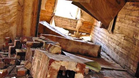 Red Insulbrick Collapse - Red-Insulbrick-Collapse2.jpg