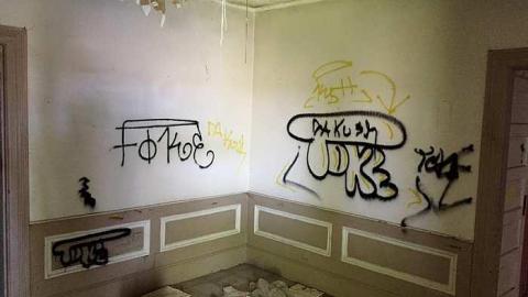 June 2015 - Welsh-House67.jpg