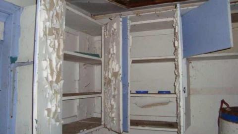 Still Yellow - Yellow-House10.jpg