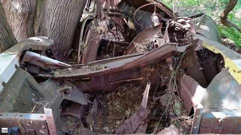 June 2015 - Forgotten-at-Pilkington-Overlook14.jpg