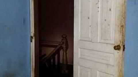 June 2015 - Tall-Red-on-862.jpg