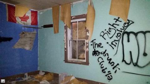 June 2015 - Tall-Red-on-86134.jpg