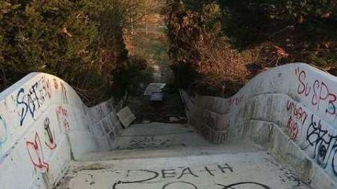 Abandoned Water Park/Motel - Prudhommes-Landing-Inn239.jpg