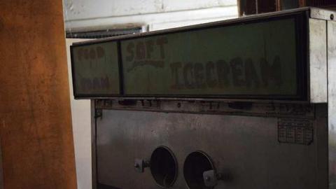 June '15 - INTERIORS! - Food-N-Foam49.jpg