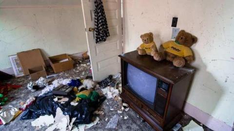 Hey Joe '15 - Holey-Sht54.jpg