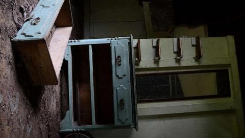 Treasure Hunt - Anthes-Beach-Houses200.jpg