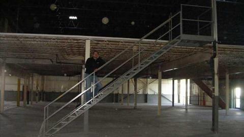 Holy Sh*t a Roomba - Metal-Technologies125.jpg