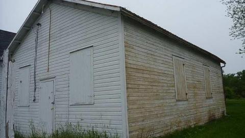 White Building photo 3