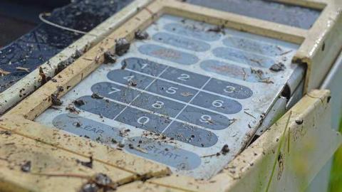 [June 2015] - Thunderbird-Down2.jpg