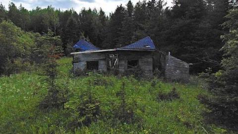 Dawson Lots Pioneer Collapse photo 4