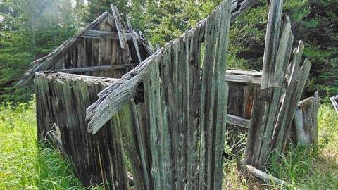 Dawson Lots Pioneer Collapse photo 5